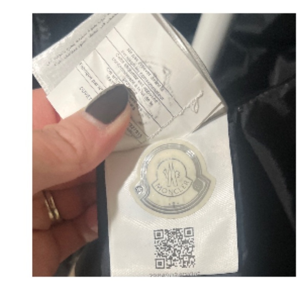 Moncler Quilted Black Puffer Jacket - Picture 9 of 14